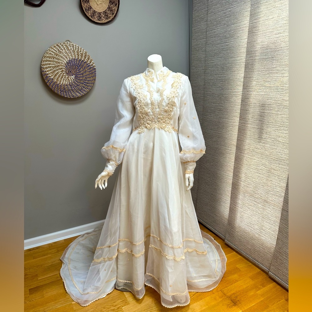 Elegant Cream Lace Gown